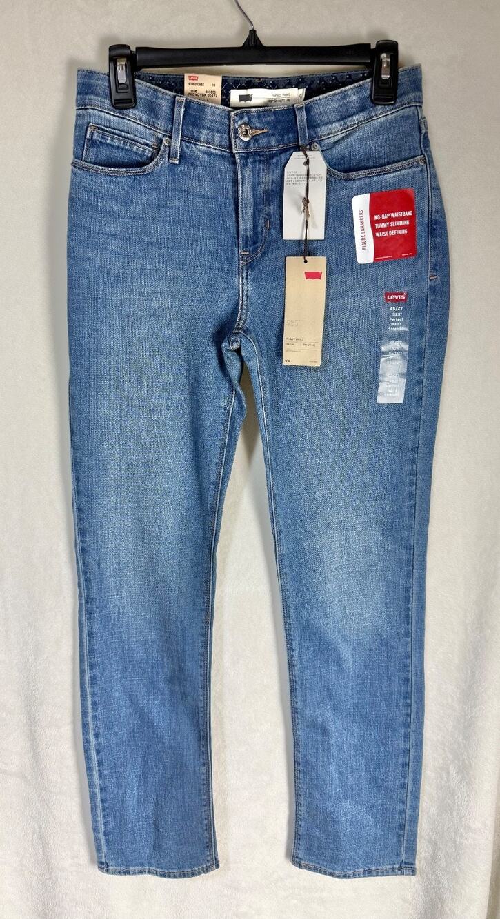 Levis Perfect Waist 525 Straight Leg Mid Rise Women’s Jeans Size 4 *NWT